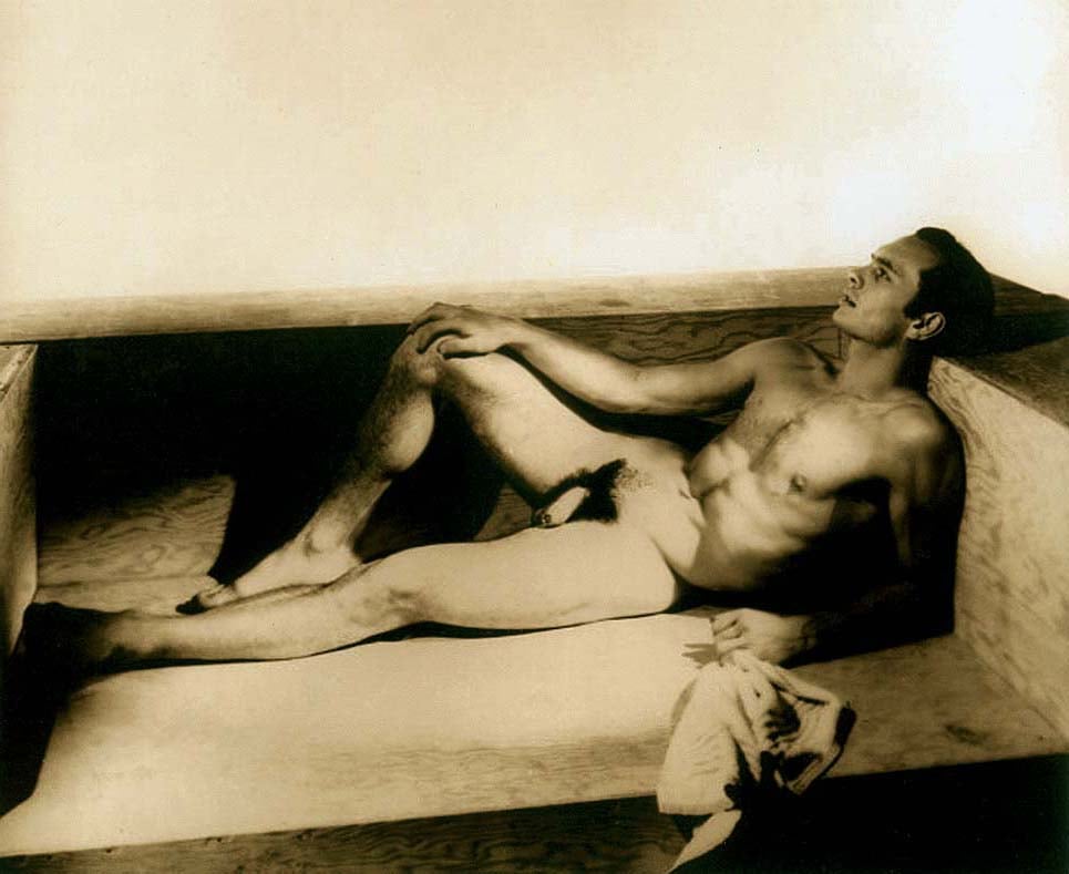 yul-brynner-nude